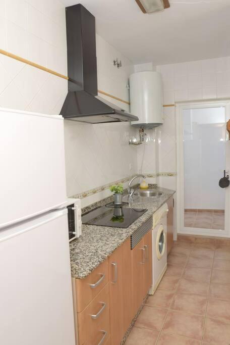 Apartamento Elena - Solo Familias Y Parejas 콘일데라프론테라 외부 사진